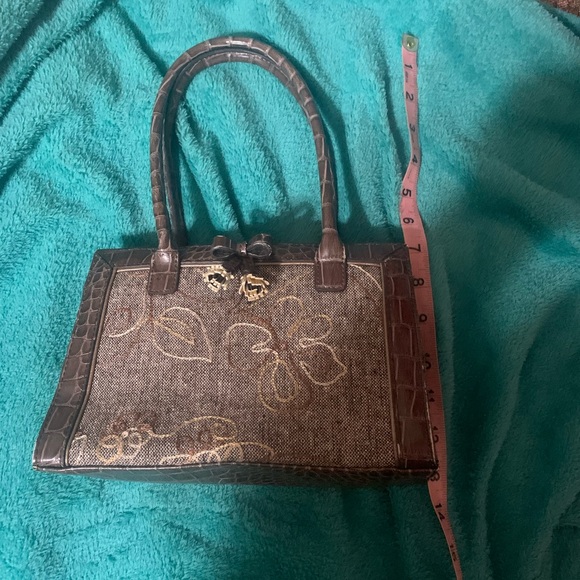 💚3/$25 Liz Claiborne small purse flower needlework bow - Picture 9 of 13